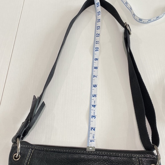 The Sak black leather crossbody with adjustable strap - Picture 14 of 14